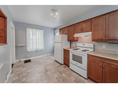 100 Hayes Avenue, Guelph, ON - Indoor Photo Showing Kitchen