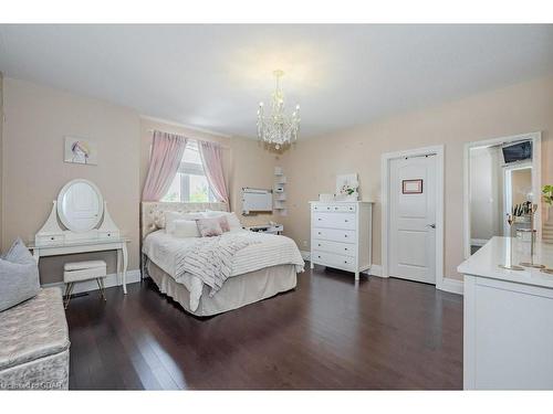 172 Niska Road, Guelph, ON - Indoor Photo Showing Bedroom