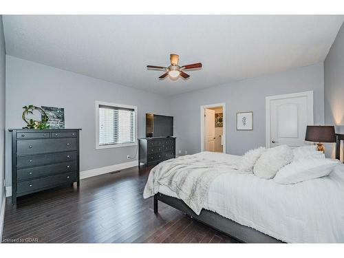 172 Niska Road, Guelph, ON - Indoor Photo Showing Bedroom