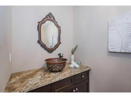 172 Niska Road, Guelph, ON - Indoor Photo Showing Bathroom