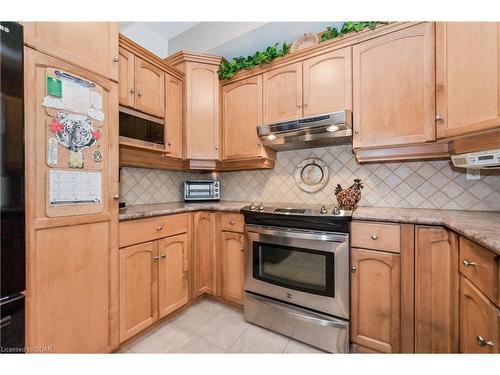 489 St Andrew Street E, Fergus, ON - Indoor Photo Showing Kitchen