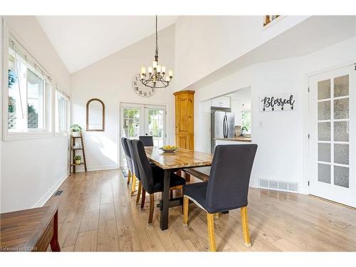 116 Gowan Street, Rockwood, ON - Indoor Photo Showing Dining Room