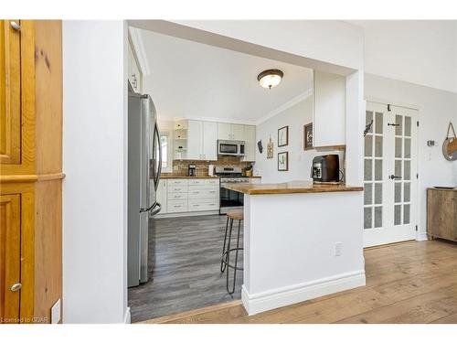 116 Gowan Street, Rockwood, ON - Indoor Photo Showing Kitchen