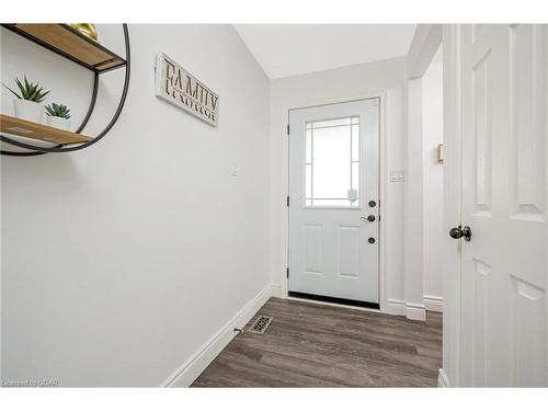 116 Gowan Street, Rockwood, ON - Indoor Photo Showing Other Room