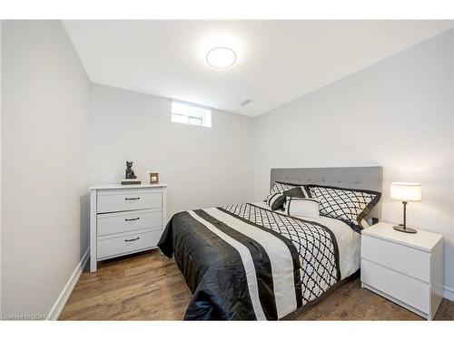 116 Gowan Street, Rockwood, ON - Indoor Photo Showing Bedroom