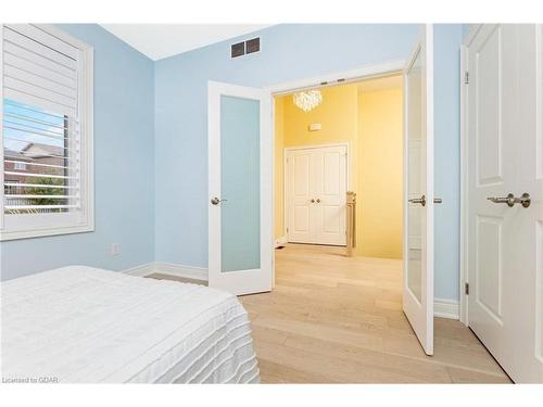 396 Four Mile Creek Road, Niagara-On-The-Lake, ON - Indoor Photo Showing Bedroom