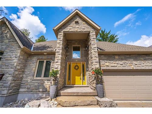 64 Water Street E, Elora, ON - Outdoor