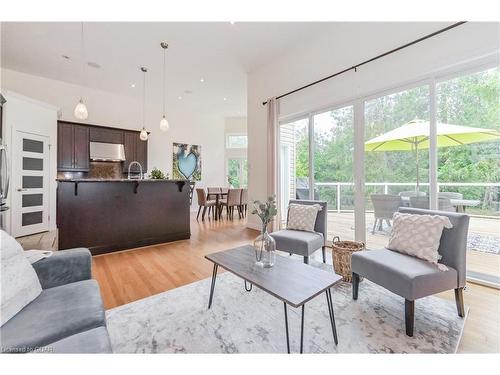 64 Water Street E, Elora, ON - Indoor Photo Showing Living Room