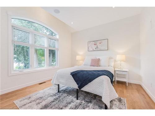 64 Water Street E, Elora, ON - Indoor Photo Showing Bedroom