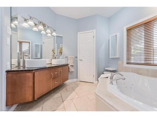 64 Water Street E, Elora, ON - Indoor Photo Showing Bathroom