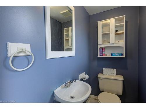 32 Farrell Lane, Arthur, ON - Indoor Photo Showing Bathroom