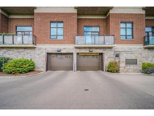 223-3290 New Street, Burlington, ON - Outdoor With Balcony