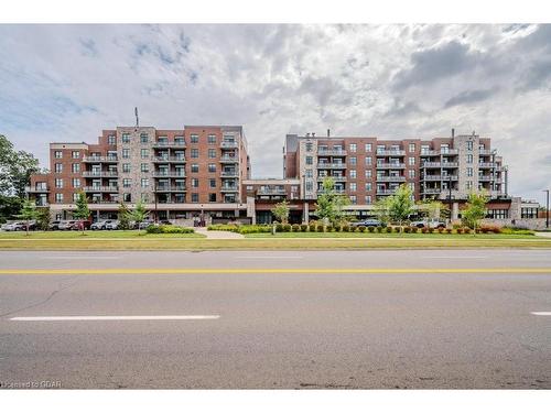 223-3290 New Street, Burlington, ON - Outdoor With Facade