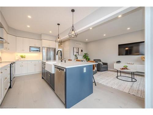 56 Keating Street, Guelph, ON - Indoor Photo Showing Kitchen With Upgraded Kitchen