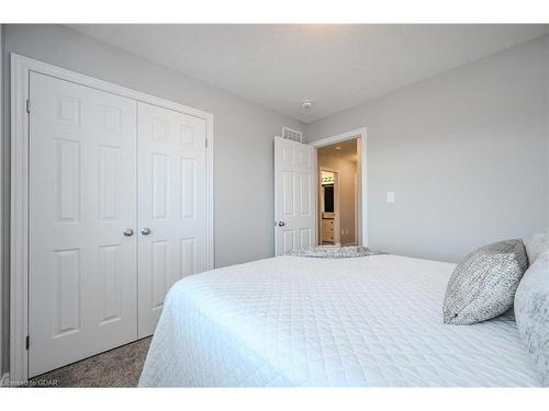 56 Keating Street, Guelph, ON - Indoor Photo Showing Bedroom