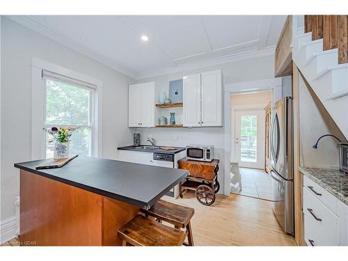 35-37 Powell Street W, Guelph, ON - Indoor Photo Showing Kitchen