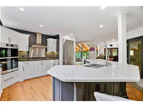 1845 Woodhull Road, London, ON - Indoor Photo Showing Kitchen With Double Sink With Upgraded Kitchen