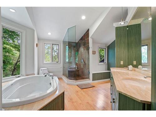 1845 Woodhull Road, London, ON - Indoor Photo Showing Bathroom