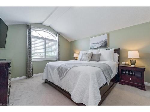 35 Marr Drive, Elora, ON - Indoor Photo Showing Bedroom