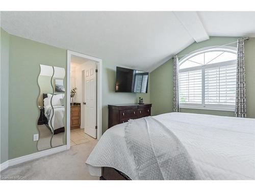 35 Marr Drive, Elora, ON - Indoor Photo Showing Bedroom