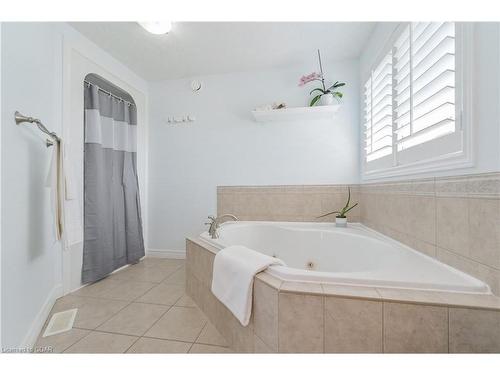 35 Marr Drive, Elora, ON - Indoor Photo Showing Bathroom