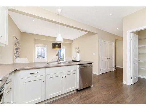 16 Guthrie Lane, Rockwood, ON - Indoor Photo Showing Kitchen With Double Sink