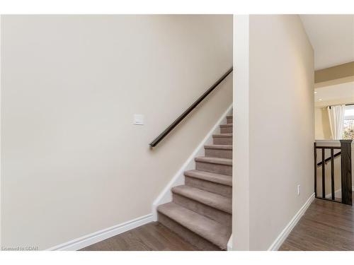 16 Guthrie Lane, Rockwood, ON - Indoor Photo Showing Other Room