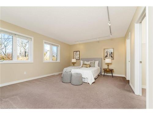 16 Guthrie Lane, Rockwood, ON - Indoor Photo Showing Bedroom