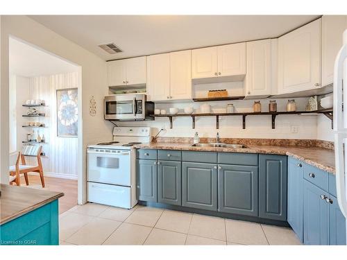 608-279 Chandler Drive, Kitchener, ON - Indoor Photo Showing Kitchen With Double Sink