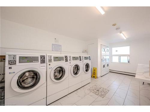 608-279 Chandler Drive, Kitchener, ON - Indoor Photo Showing Laundry Room