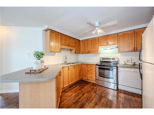 484 Millburn Boulevard, Fergus, ON - Indoor Photo Showing Kitchen