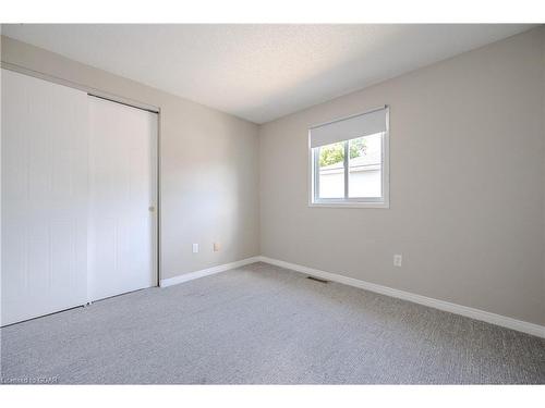 484 Millburn Boulevard, Fergus, ON - Indoor Photo Showing Other Room