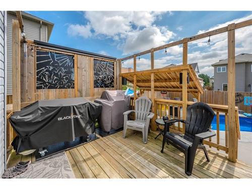 124 Courtney Street, Fergus, ON - Outdoor With Deck Patio Veranda With Exterior