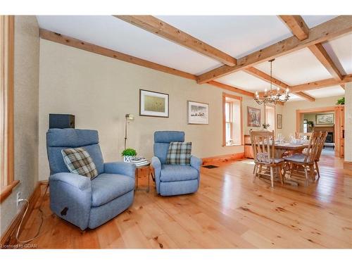 179 Garafraxa Street E, Fergus, ON - Indoor Photo Showing Living Room