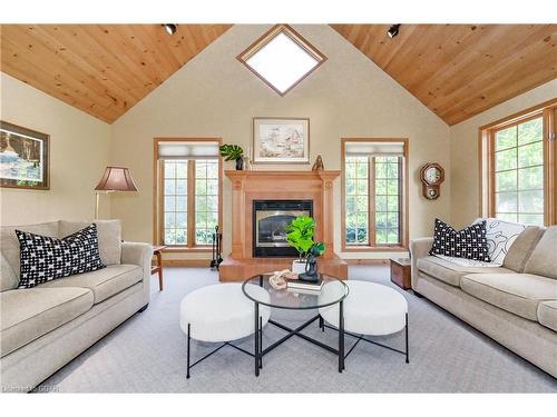 179 Garafraxa Street E, Fergus, ON - Indoor Photo Showing Living Room With Fireplace