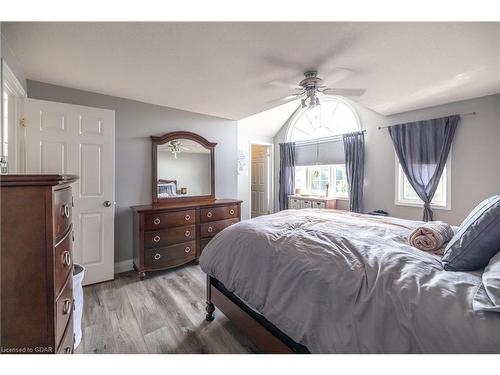 297 Grange Road, Guelph, ON - Indoor Photo Showing Bedroom