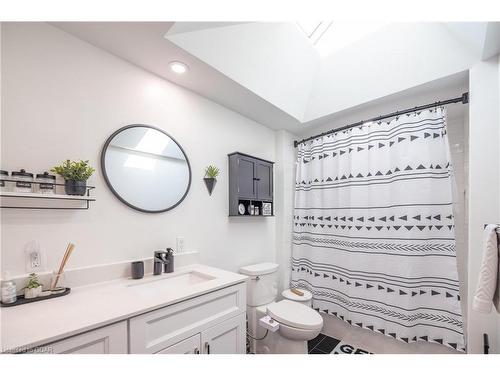 297 Grange Road, Guelph, ON - Indoor Photo Showing Bathroom