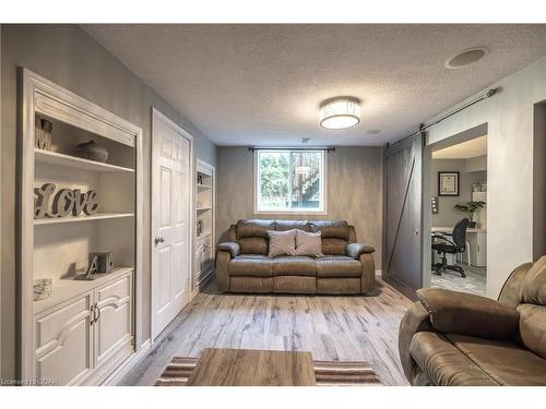 297 Grange Road, Guelph, ON - Indoor Photo Showing Living Room