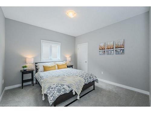 103 Ambrous Crescent, Guelph, ON - Indoor Photo Showing Bedroom