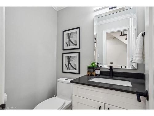 6225 Millers Grove, Mississauga, ON - Indoor Photo Showing Bathroom