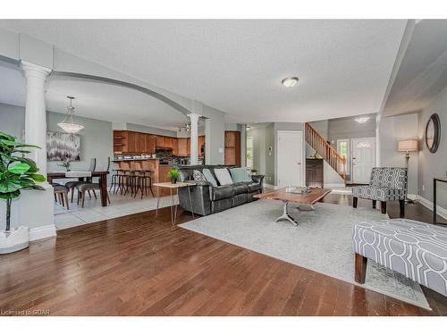 61 Marsh Crescent, Guelph, ON - Indoor Photo Showing Living Room