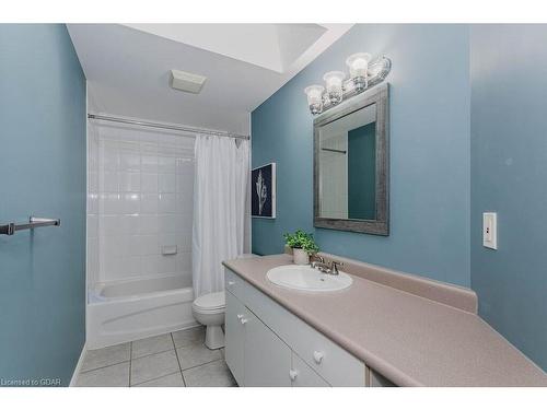 61 Marsh Crescent, Guelph, ON - Indoor Photo Showing Bathroom