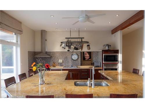 3030 Concession Road 3, Adjala-Tosorontio, ON - Indoor Photo Showing Kitchen With Double Sink With Upgraded Kitchen