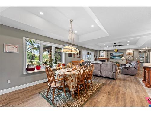 100 Harris Crescent, Mount Forest, ON - Indoor Photo Showing Dining Room