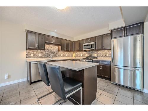 130 Marr Drive, Elora, ON - Indoor Photo Showing Kitchen With Upgraded Kitchen