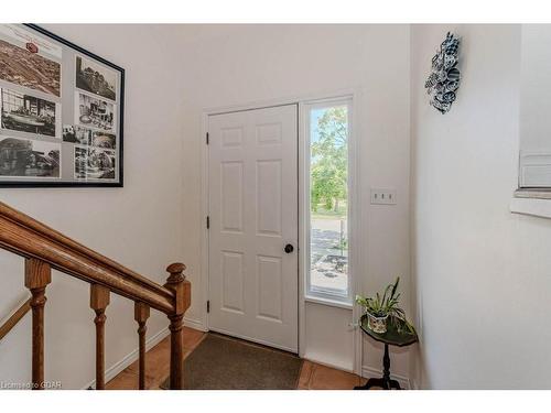 112 Freshmeadow Way, Guelph, ON - Indoor Photo Showing Other Room