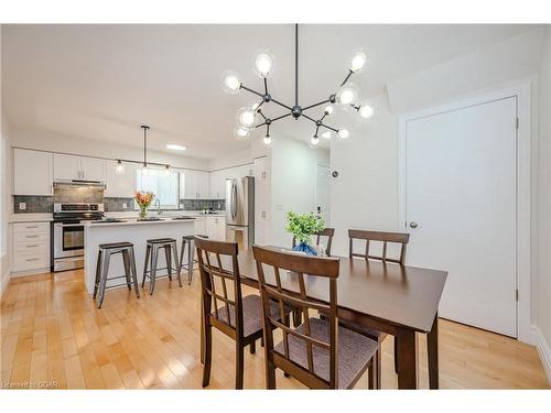 19 Silversmith Court, Guelph, ON - Indoor Photo Showing Dining Room