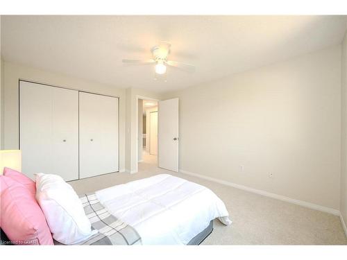 19 Silversmith Court, Guelph, ON - Indoor Photo Showing Bedroom