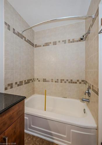 467 York Road, Guelph, ON - Indoor Photo Showing Bathroom