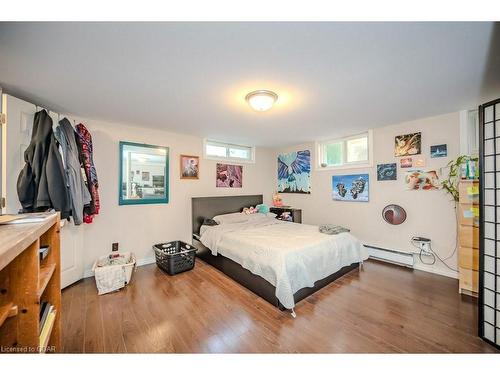 467 York Road, Guelph, ON - Indoor Photo Showing Bedroom